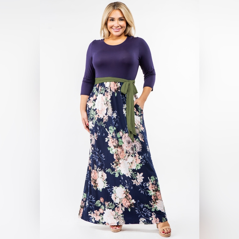 ๐Egs๐ป by Elรณges Navy & White Floral Maxi Dress 1/2 price - Picture 1 of 16